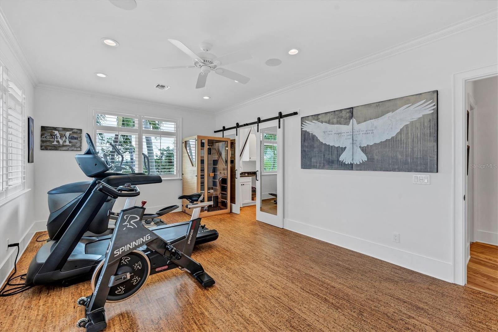 D6133862 Property Photo