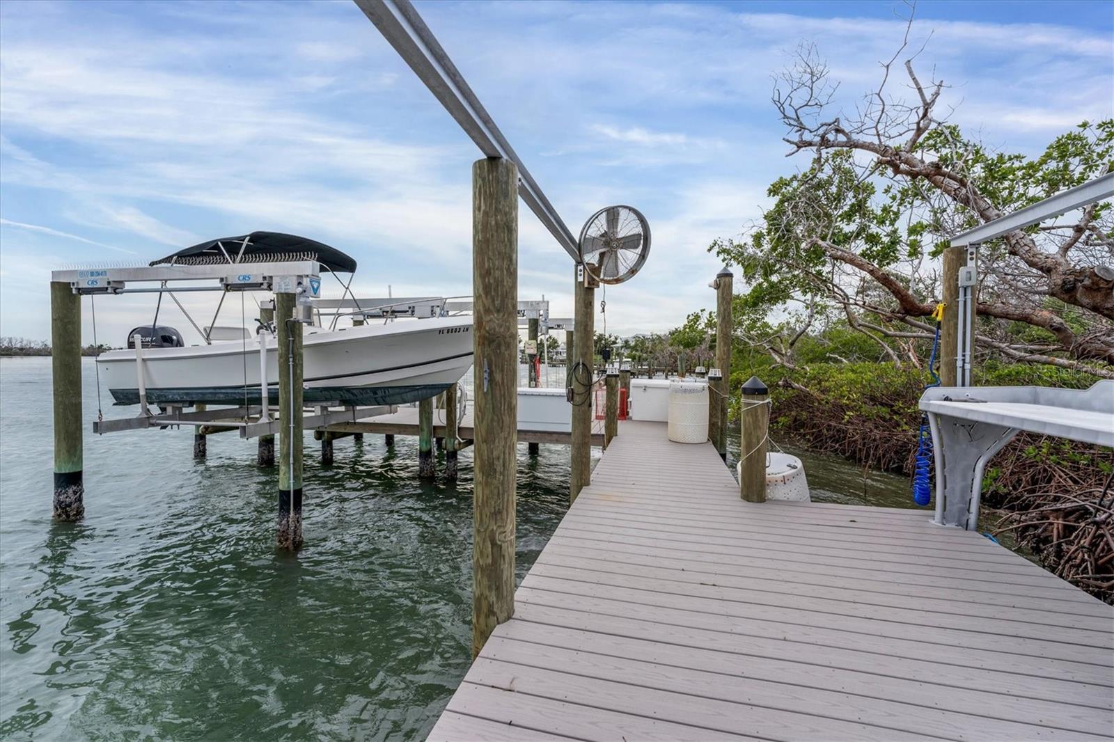 D6133862 Property Photo