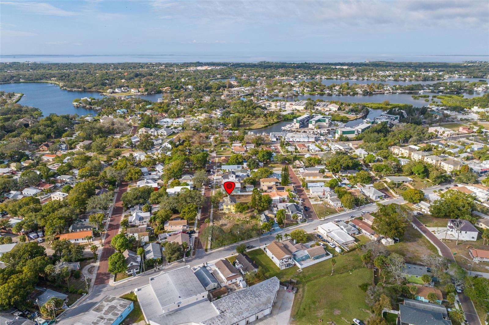 553 DIVISION ST, TARPON SPRINGS, FL, 34689