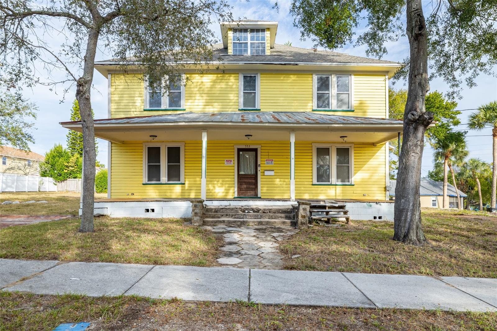 553 DIVISION ST, TARPON SPRINGS, FL, 34689