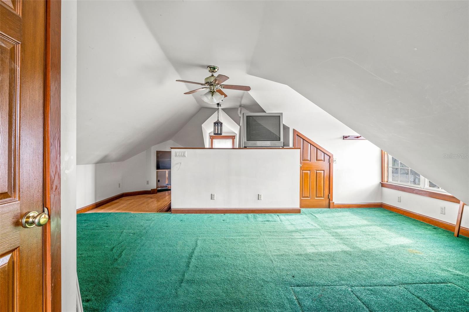 553 DIVISION ST, TARPON SPRINGS, FL, 34689