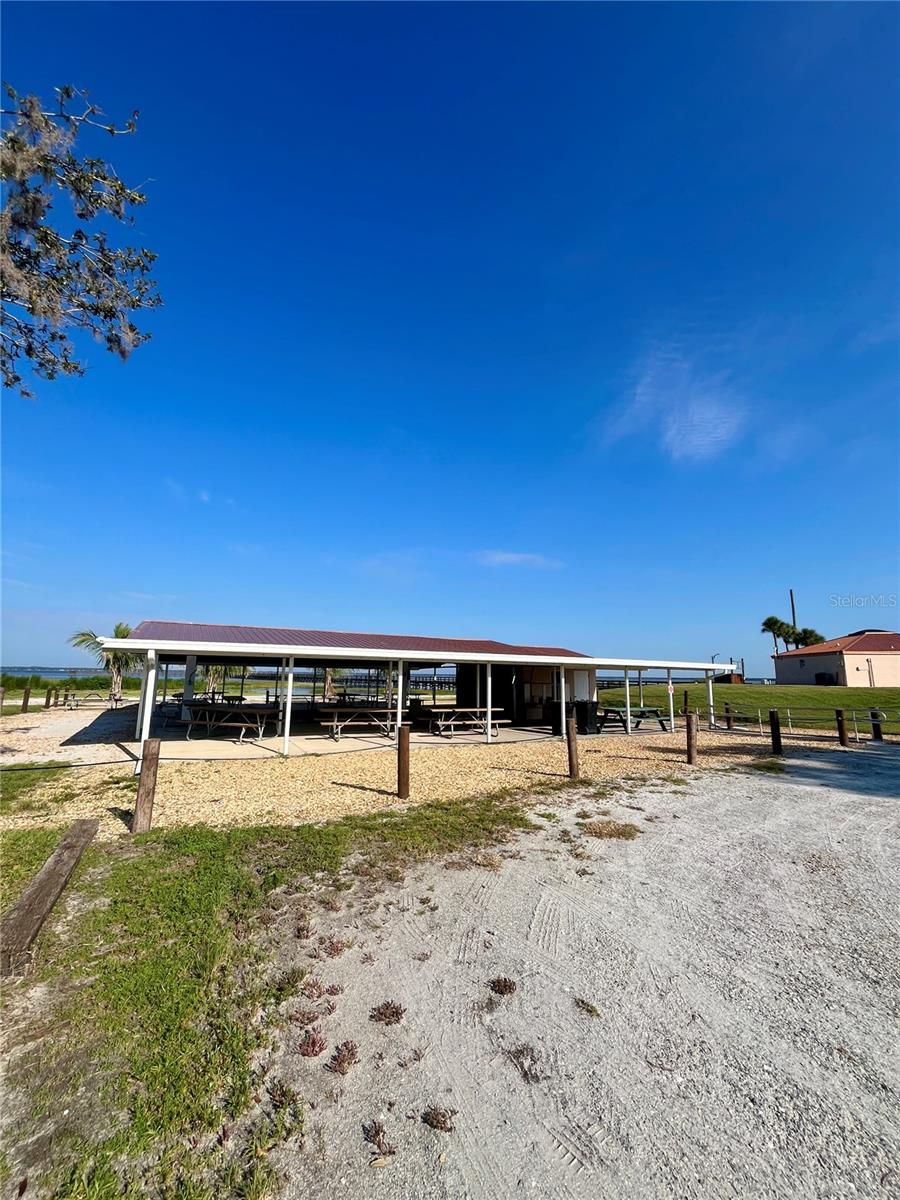 423 OLEANDER DR, INDIAN LAKE ESTATES, FL, 33855