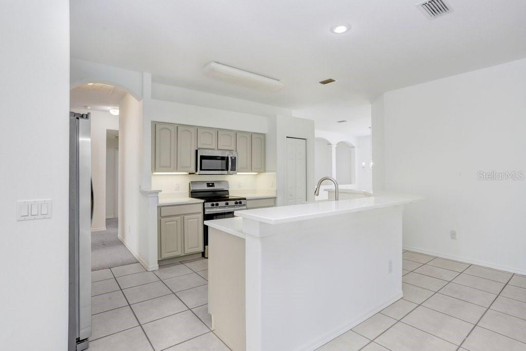 2927 MINUTEMAN LN, BRANDON, FL, 33511