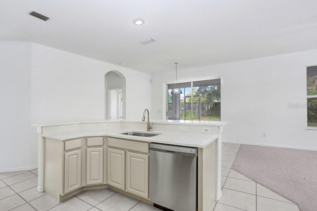 2927 MINUTEMAN LN, BRANDON, FL, 33511