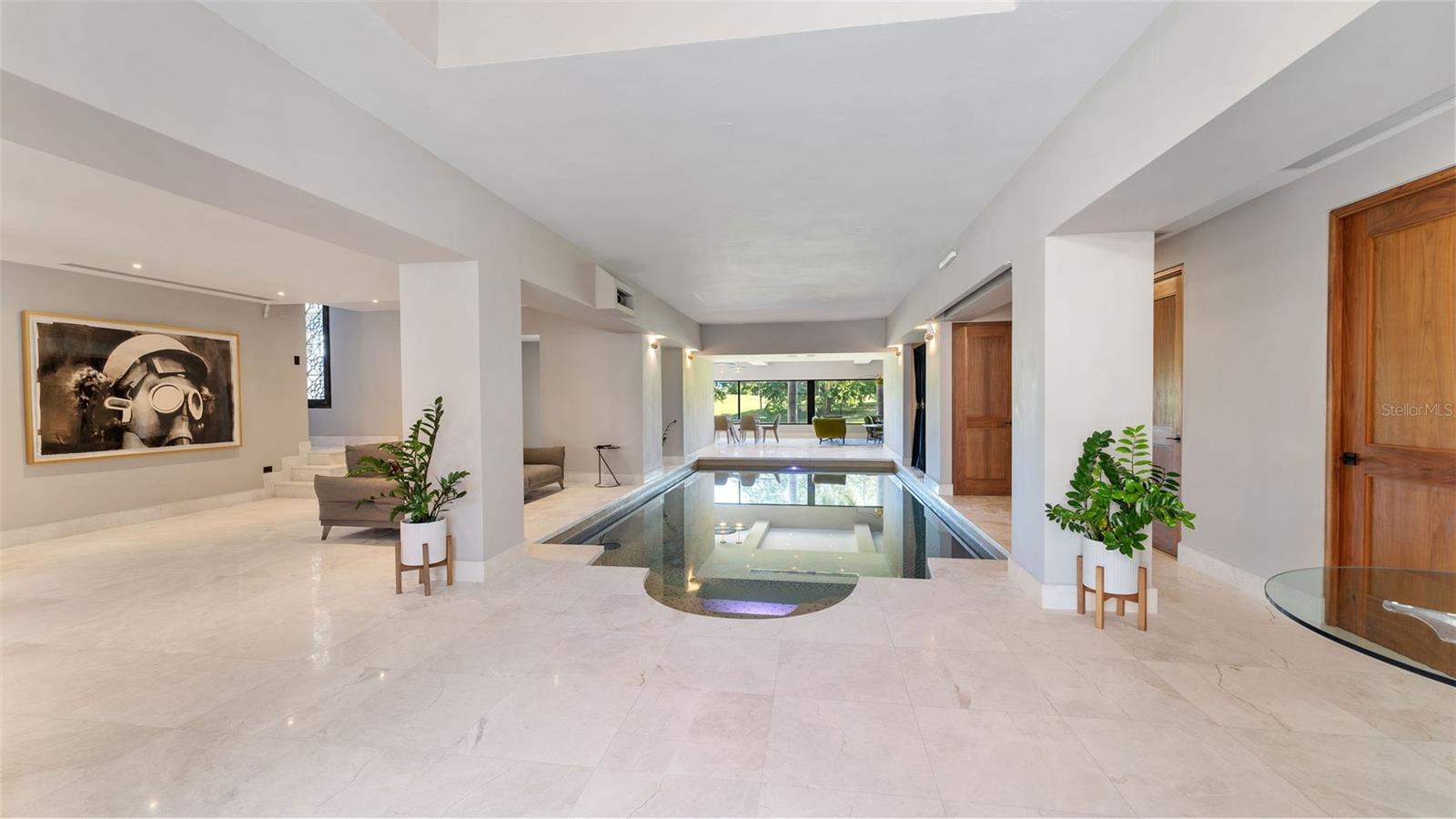 PR9103704 Property Photo