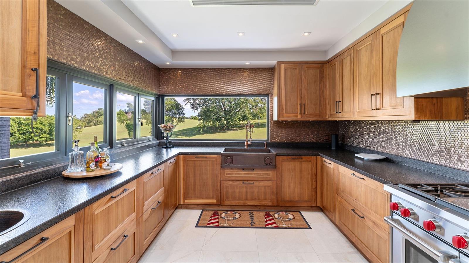 PR9103704 Property Photo