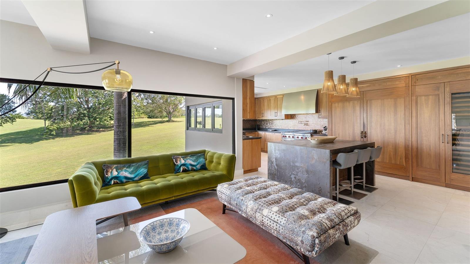 PR9103704 Property Photo