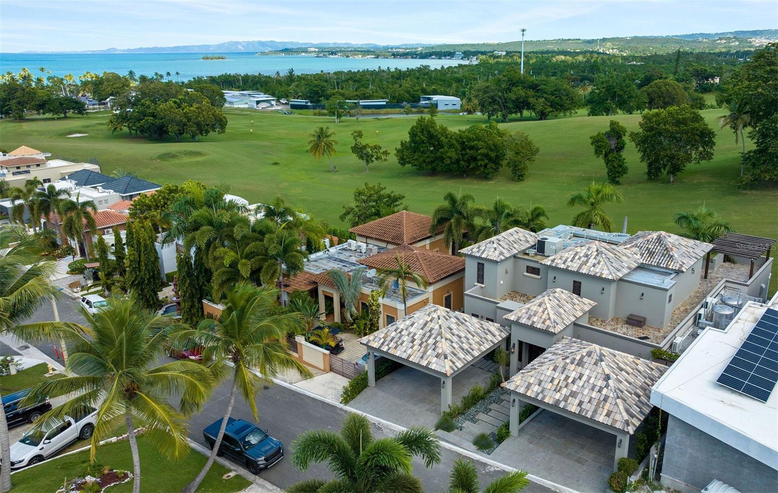 PR9103704 Property Photo