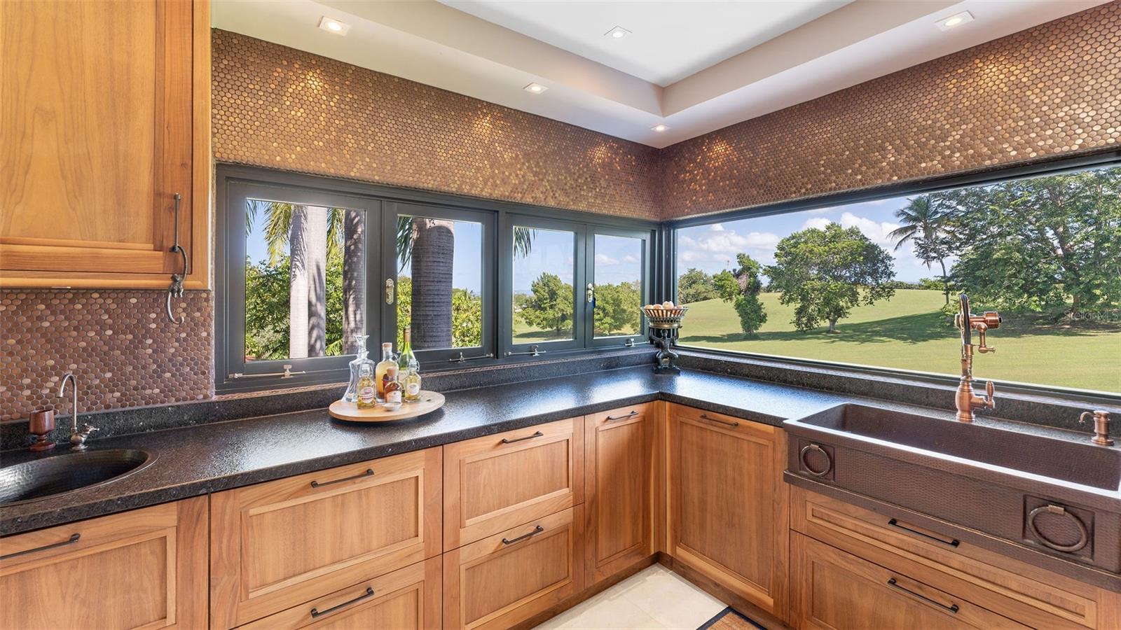 PR9103704 Property Photo