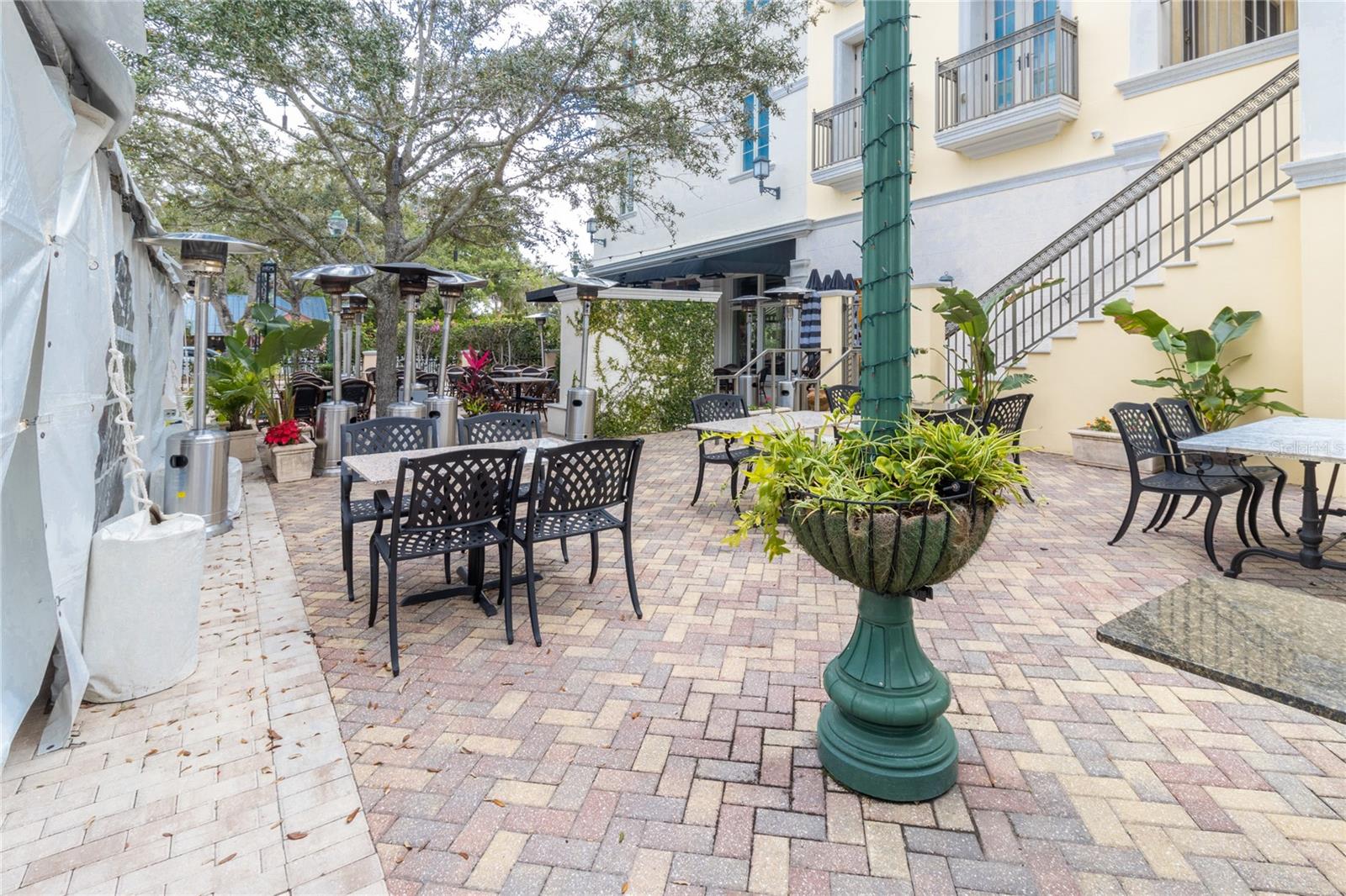 525 N ORANGE AVE #204, SARASOTA, FL, 34236