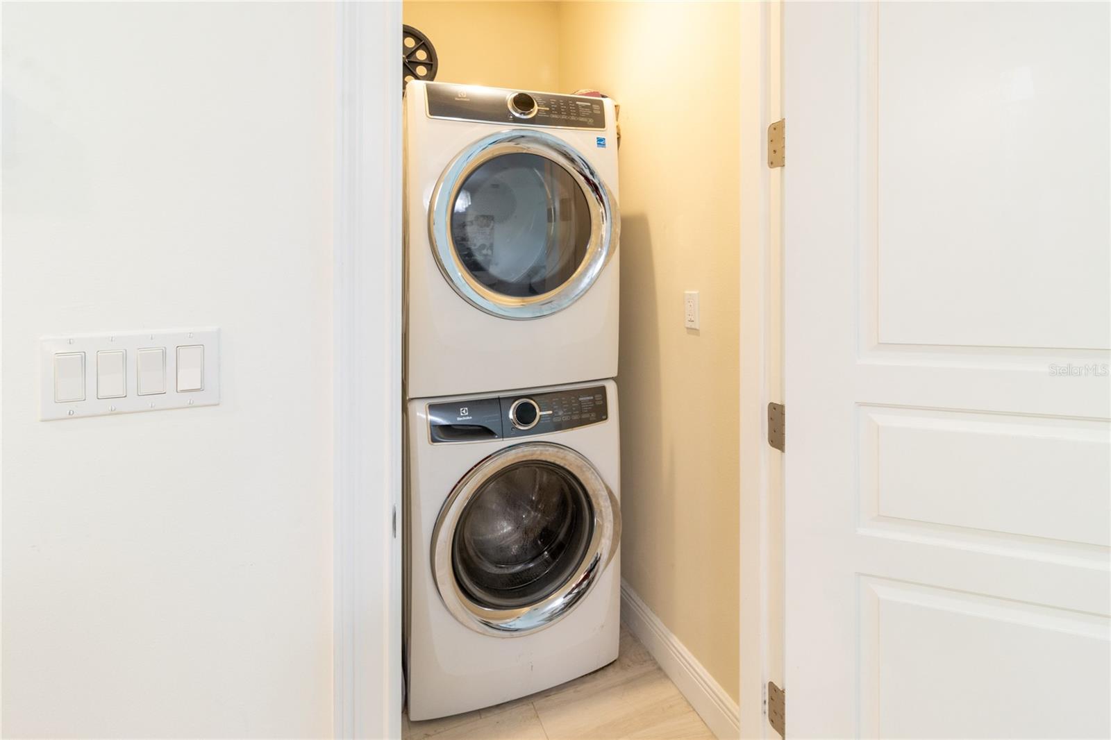 525 N ORANGE AVE #204, SARASOTA, FL, 34236