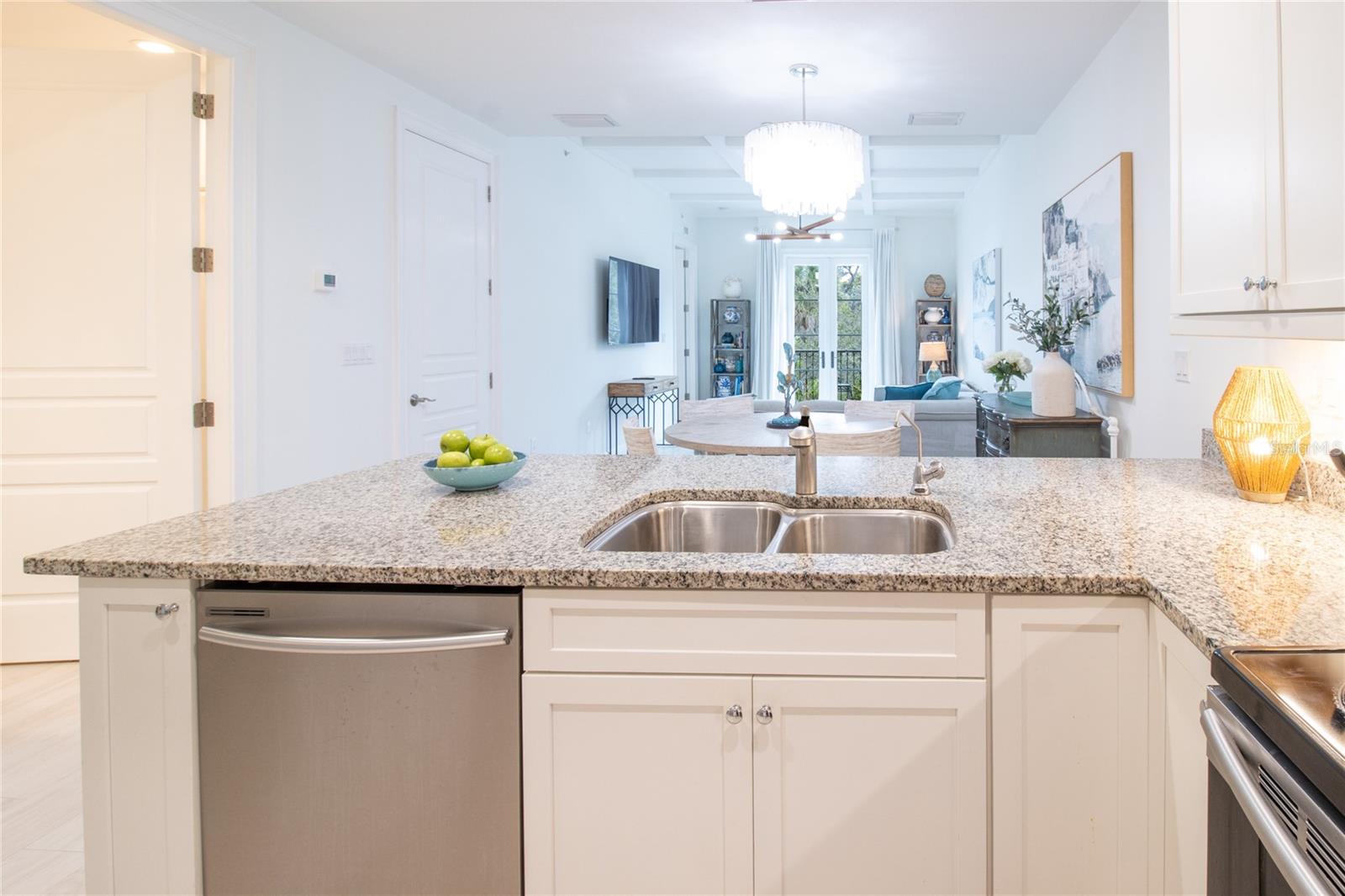 525 N ORANGE AVE #204, SARASOTA, FL, 34236