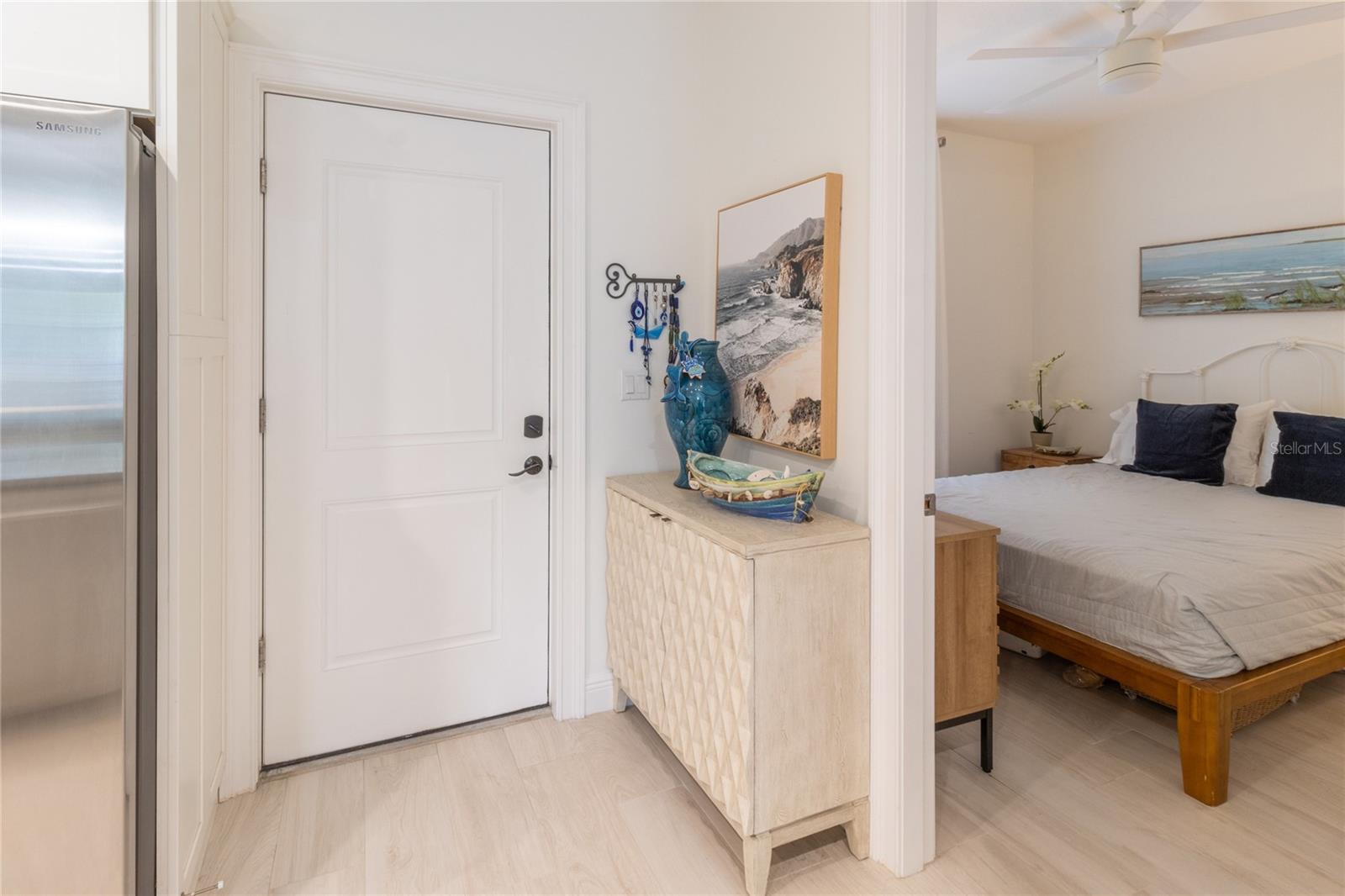 525 N ORANGE AVE #204, SARASOTA, FL, 34236