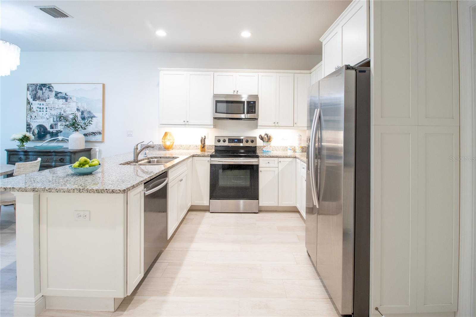 525 N ORANGE AVE #204, SARASOTA, FL, 34236