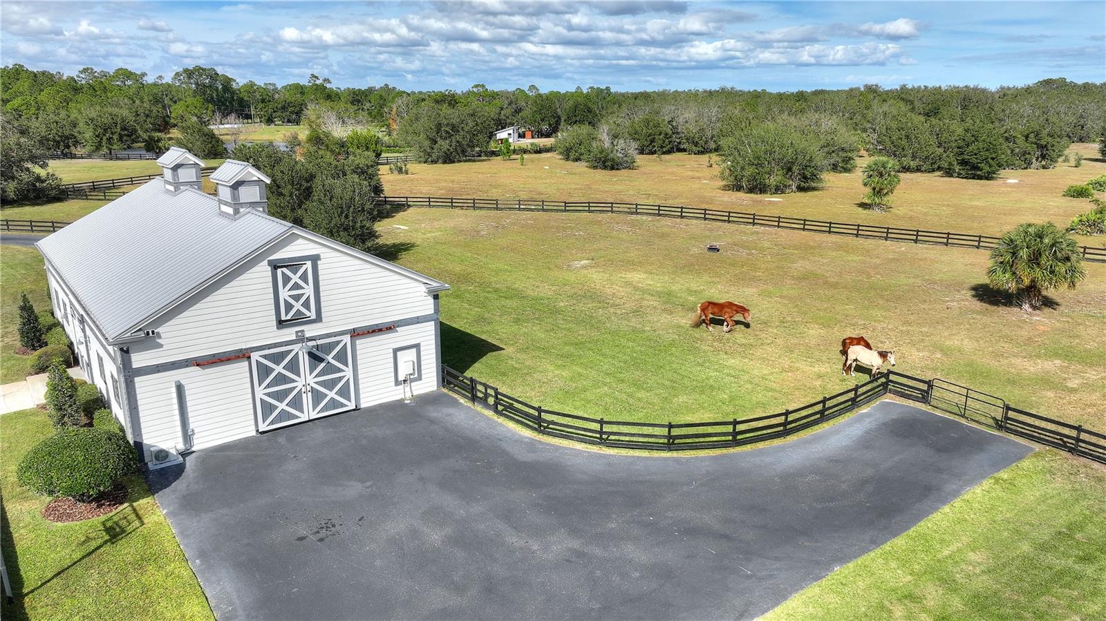 O6165579 Property Photo