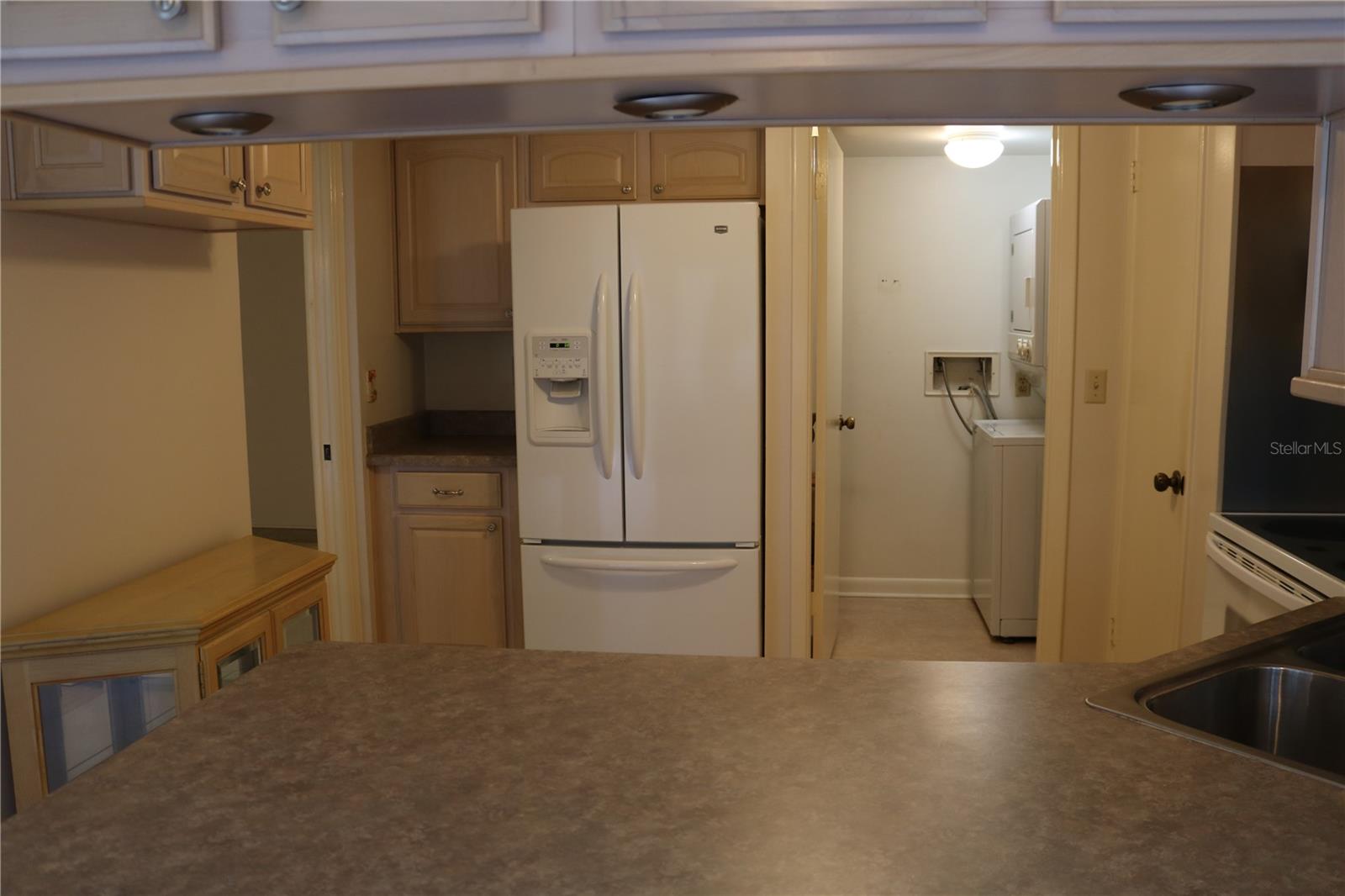 225 COUNTRY CLUB DR #E248, LARGO, FL, 33771