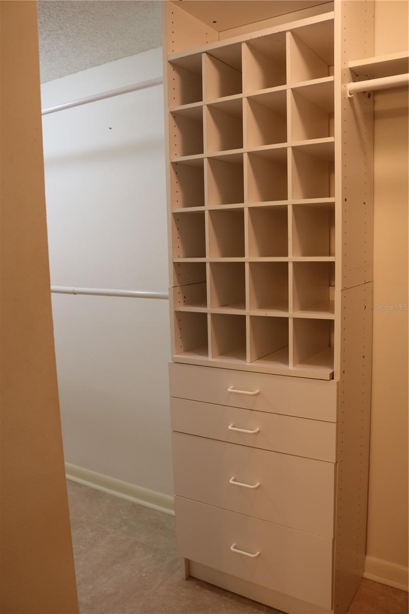 225 COUNTRY CLUB DR #E248, LARGO, FL, 33771