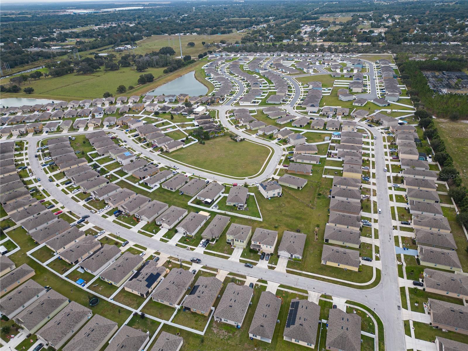 208 FALL GLO RD, WINTER HAVEN, FL, 33880