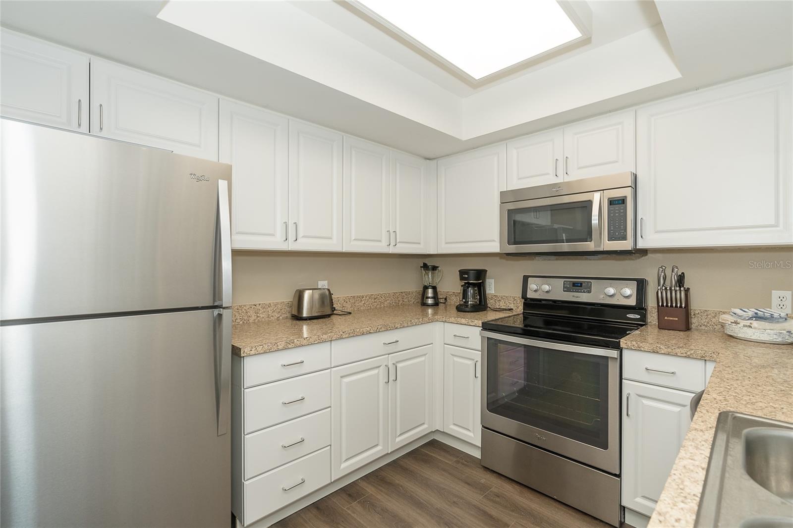 D6133941 Property Photo