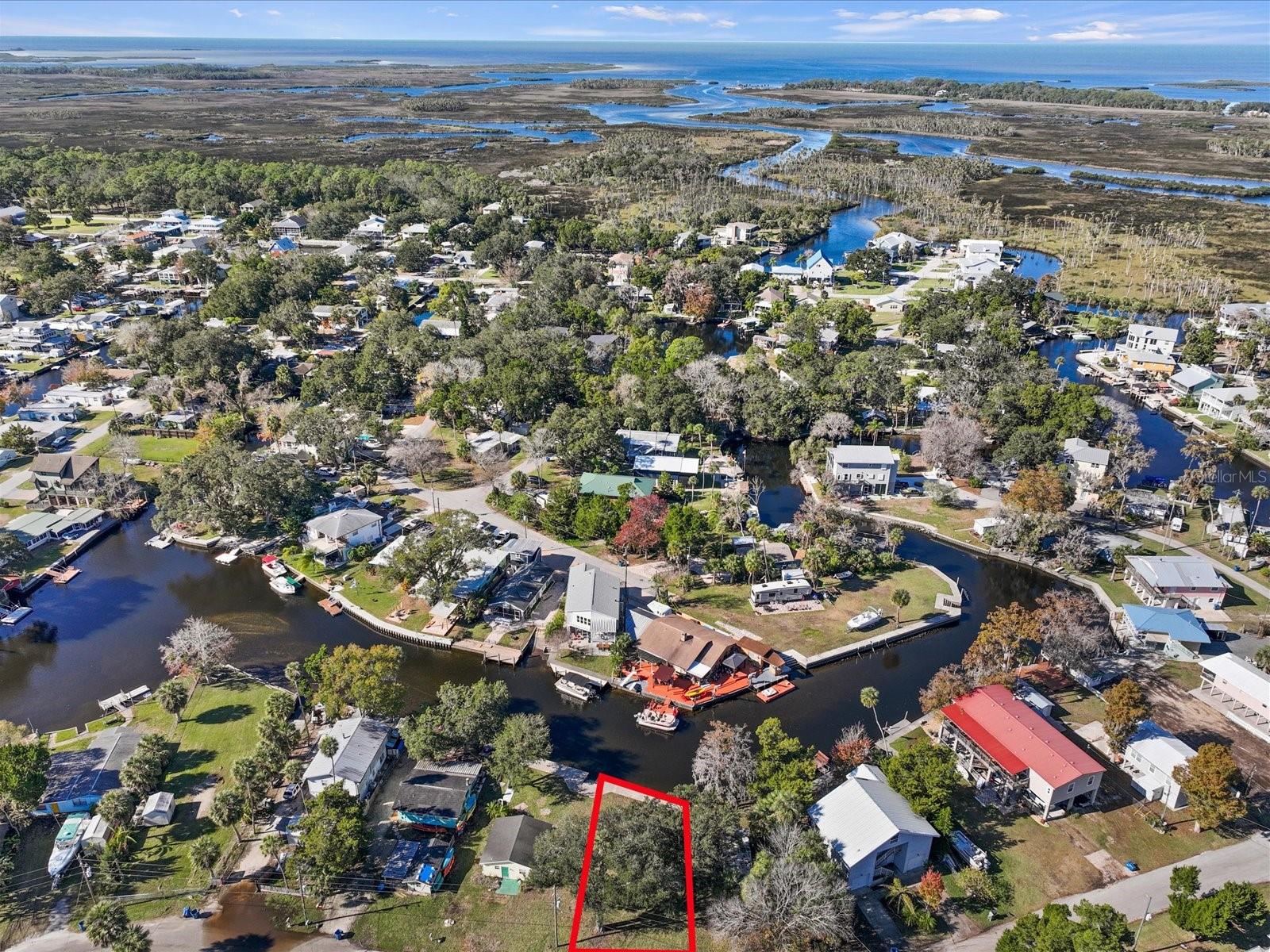7259 TROPICAL DR, WEEKI WACHEE, FL, 34607