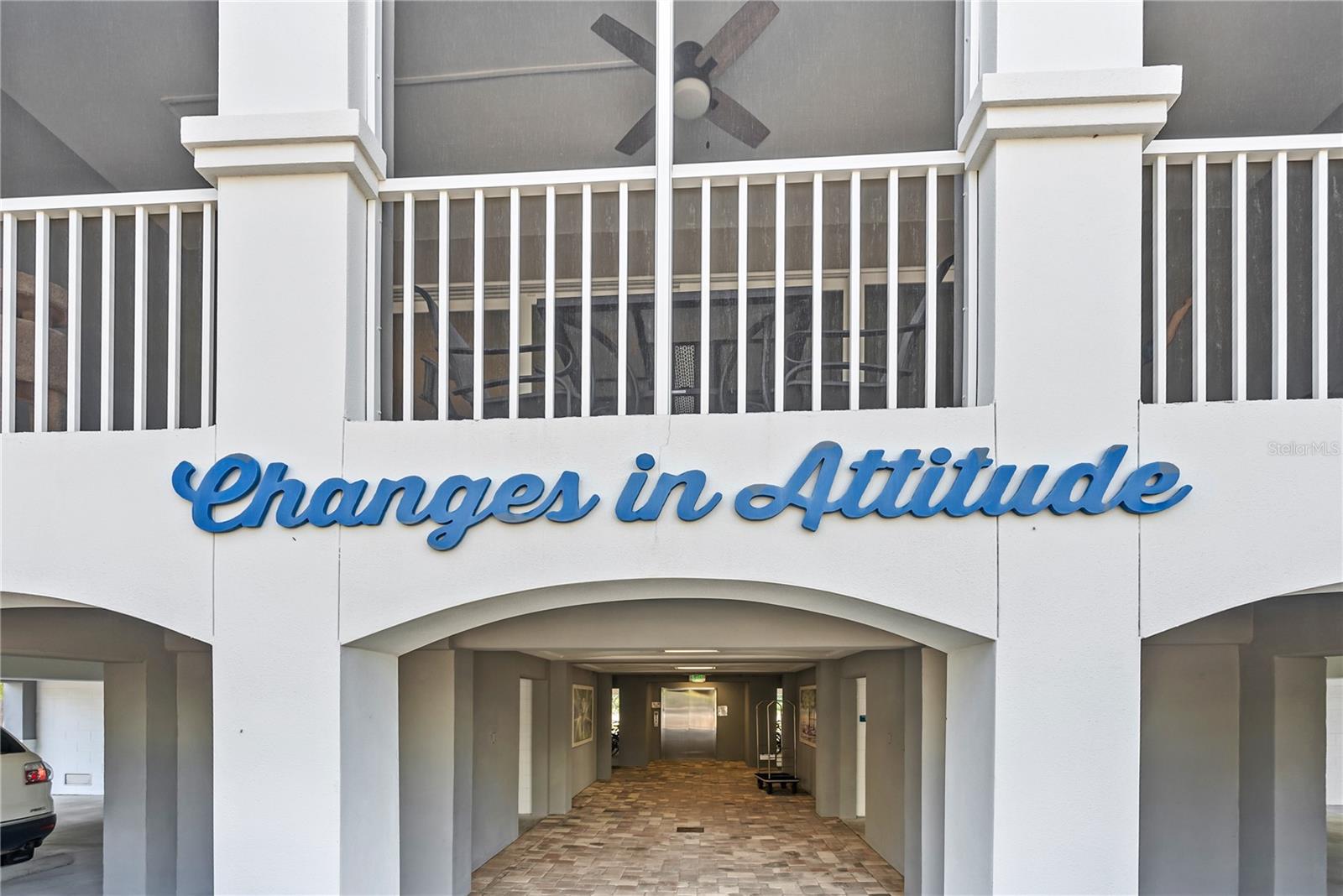 392 ARUBA CIR #202, BRADENTON, FL, 34209