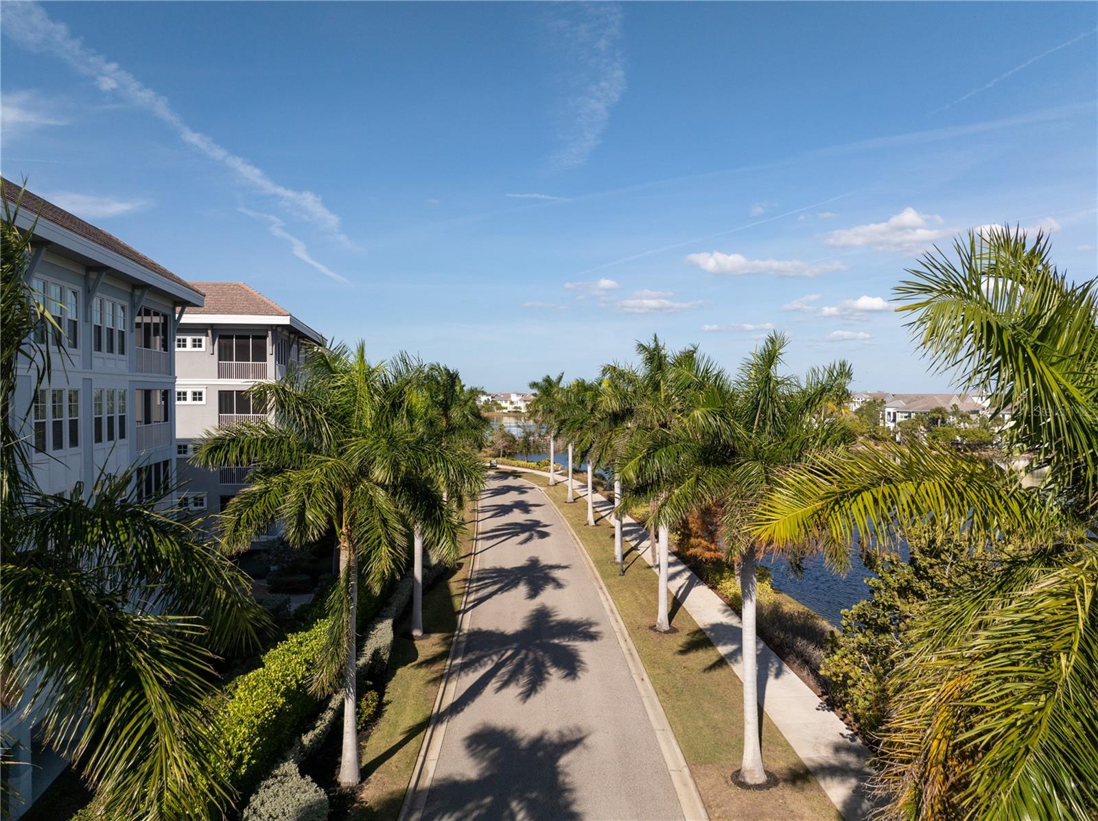 392 ARUBA CIR #202, BRADENTON, FL, 34209
