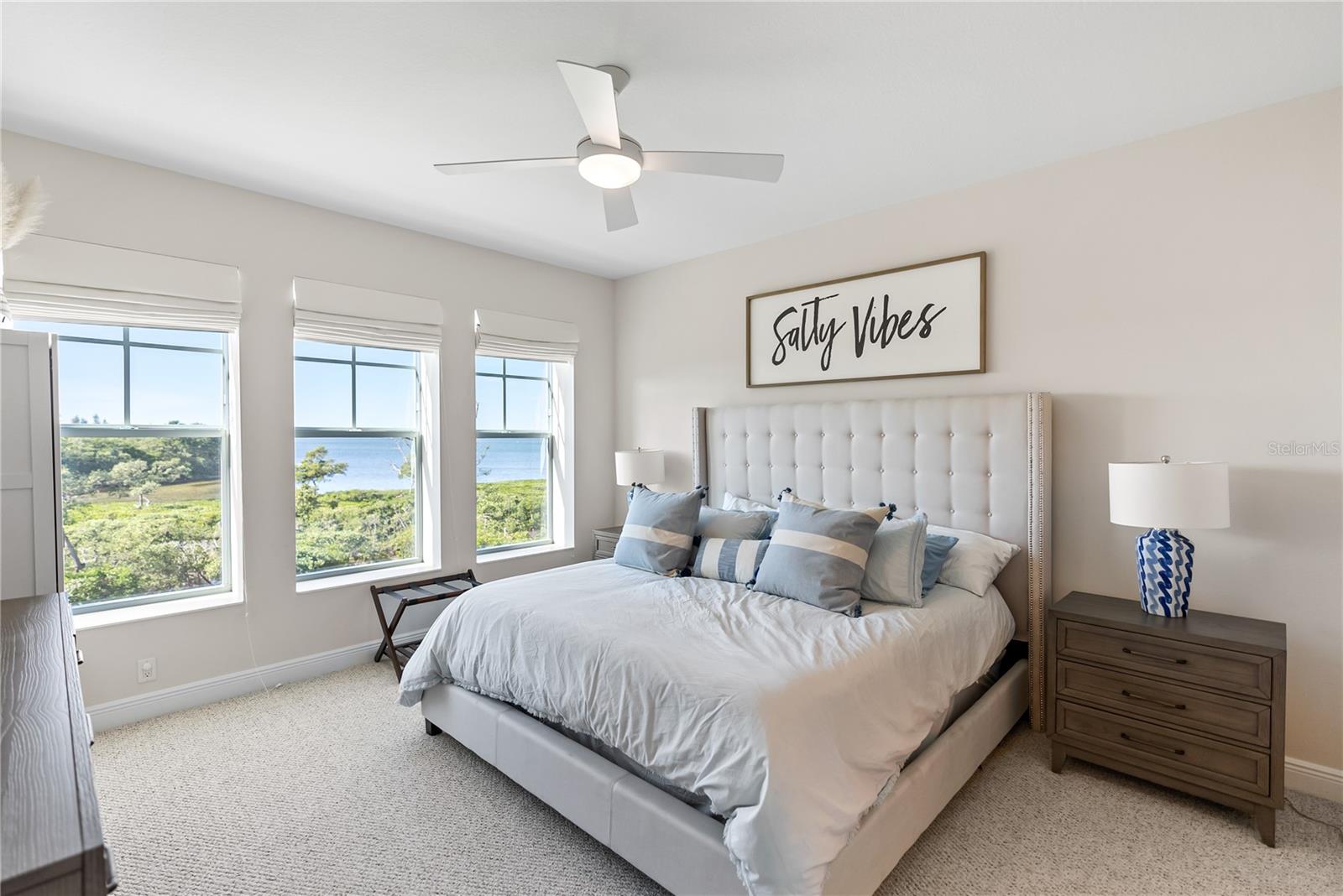 392 ARUBA CIR #202, BRADENTON, FL, 34209