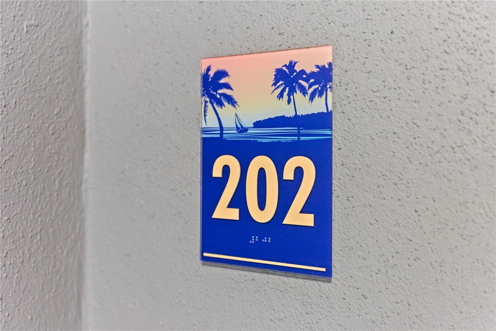 392 ARUBA CIR #202, BRADENTON, FL, 34209