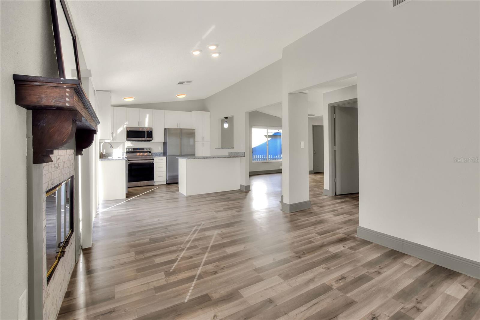 1100 LOWRY AVE #33, LAKELAND, FL, 33801
