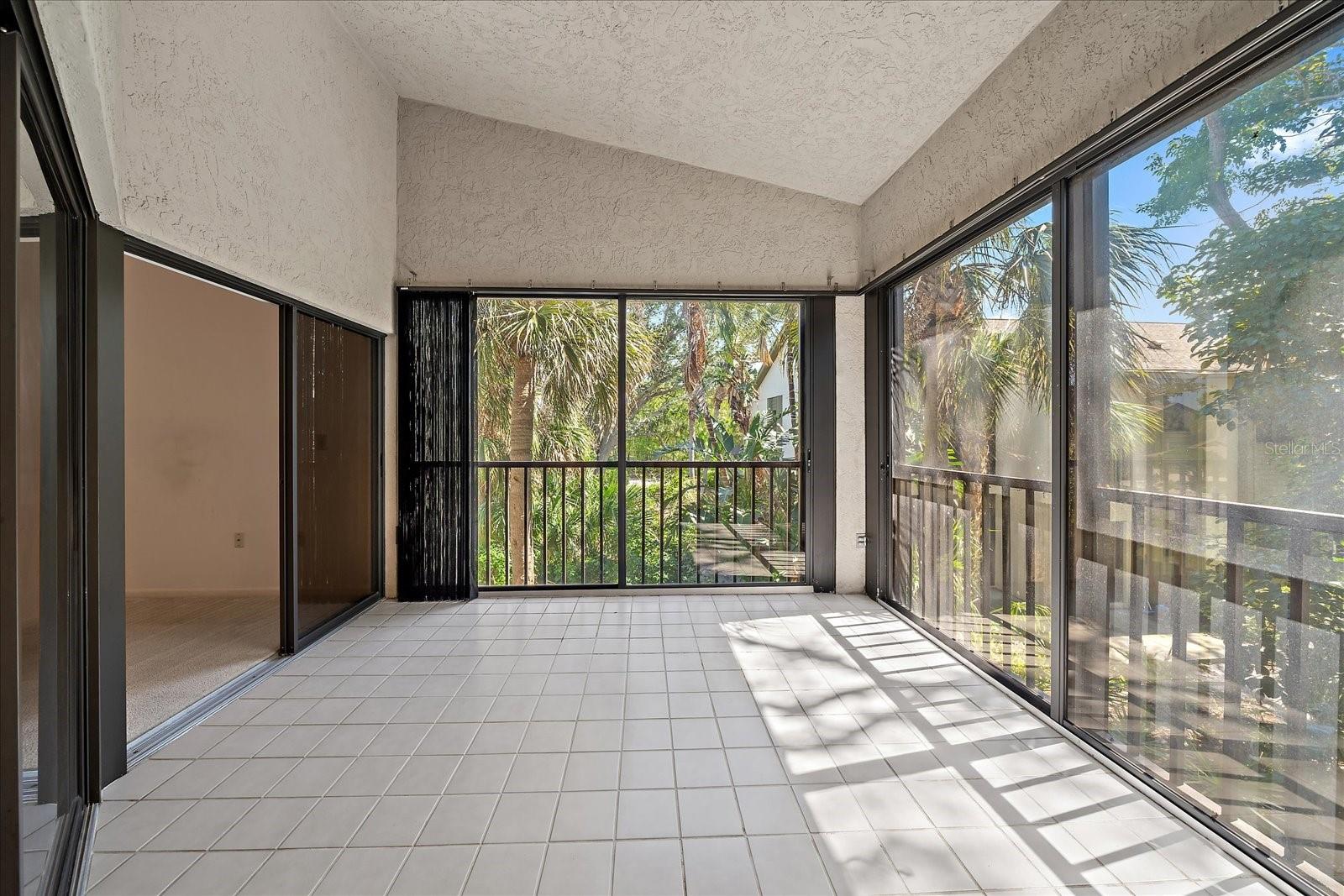 1654 STARLING DR #201, SARASOTA, FL, 34231