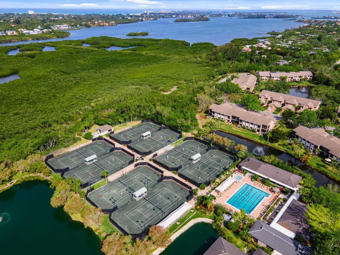 1654 STARLING DR #201, SARASOTA, FL, 34231