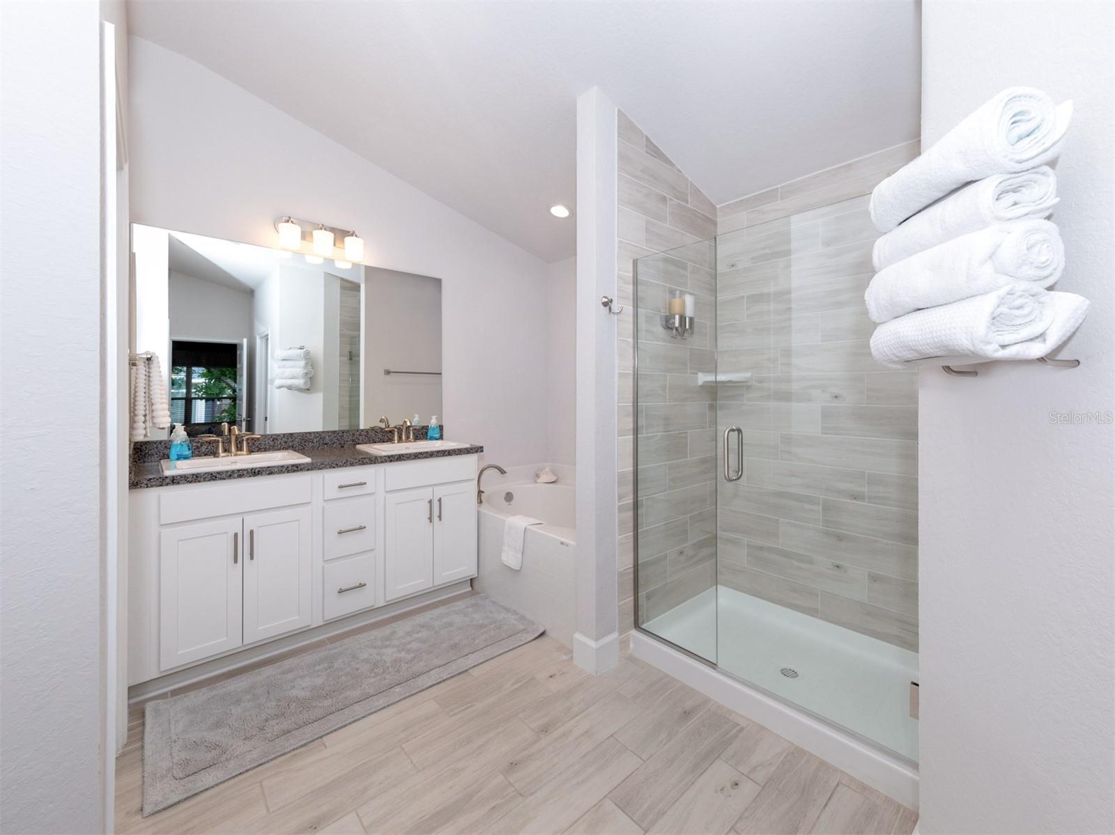 886 EUCLID RD, VENICE, FL, 34293