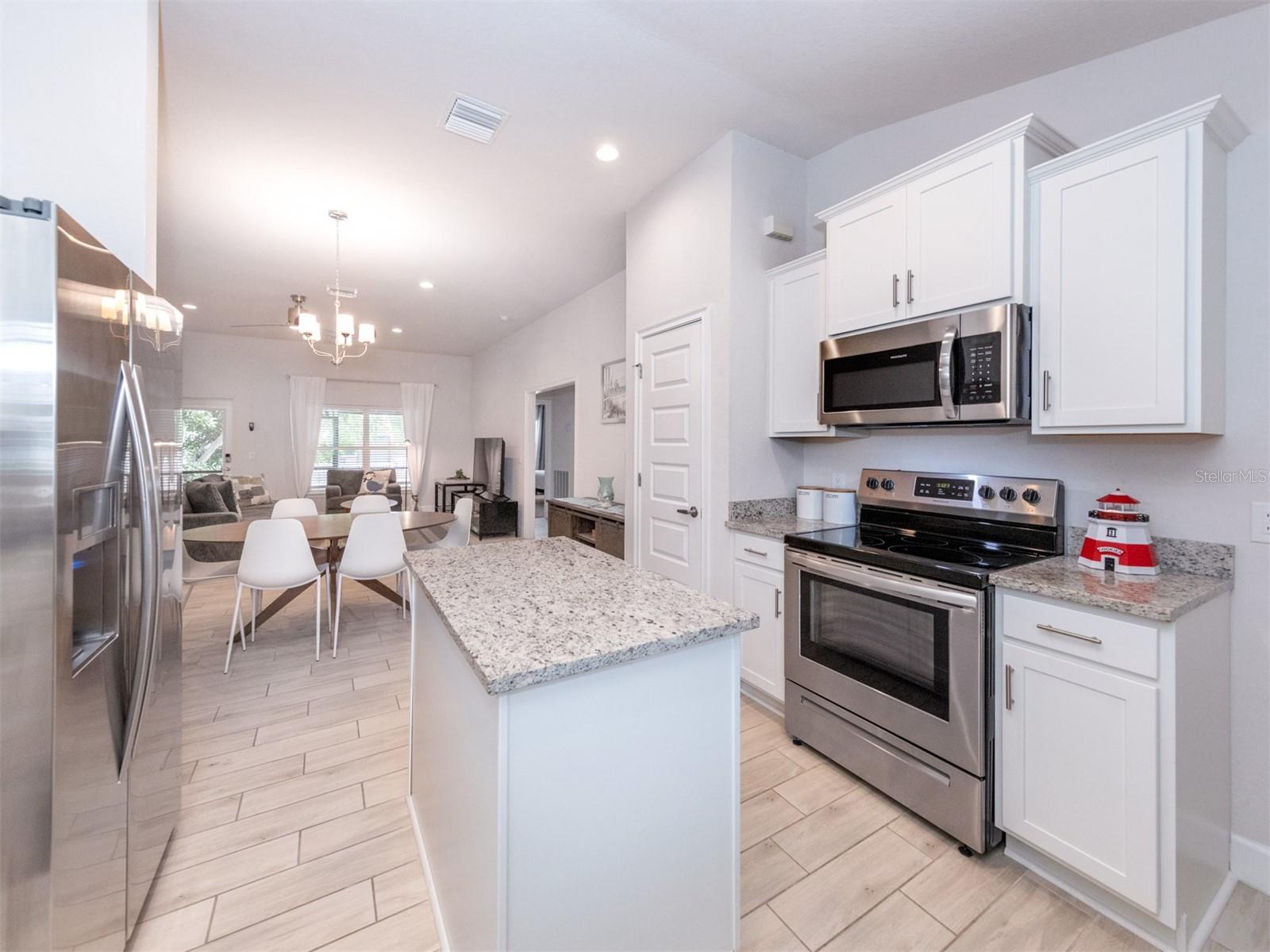 886 EUCLID RD, VENICE, FL, 34293