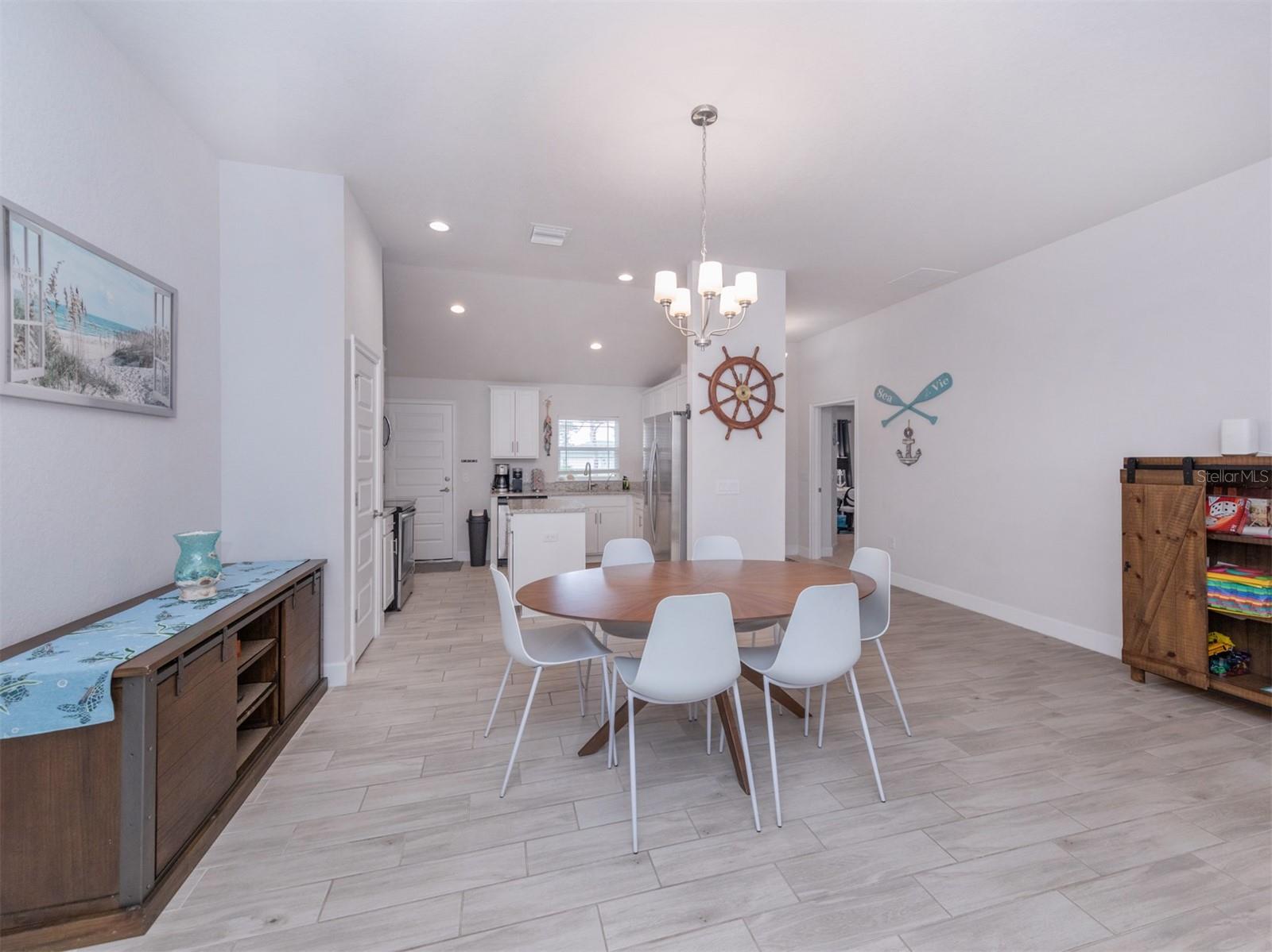 886 EUCLID RD, VENICE, FL, 34293
