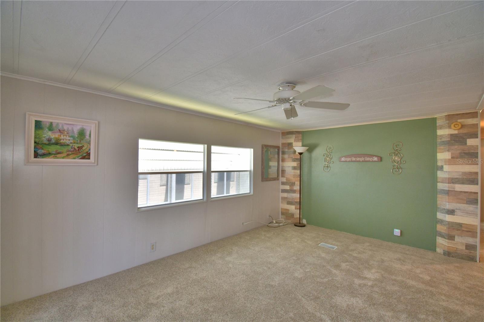 P4928579 Property Photo