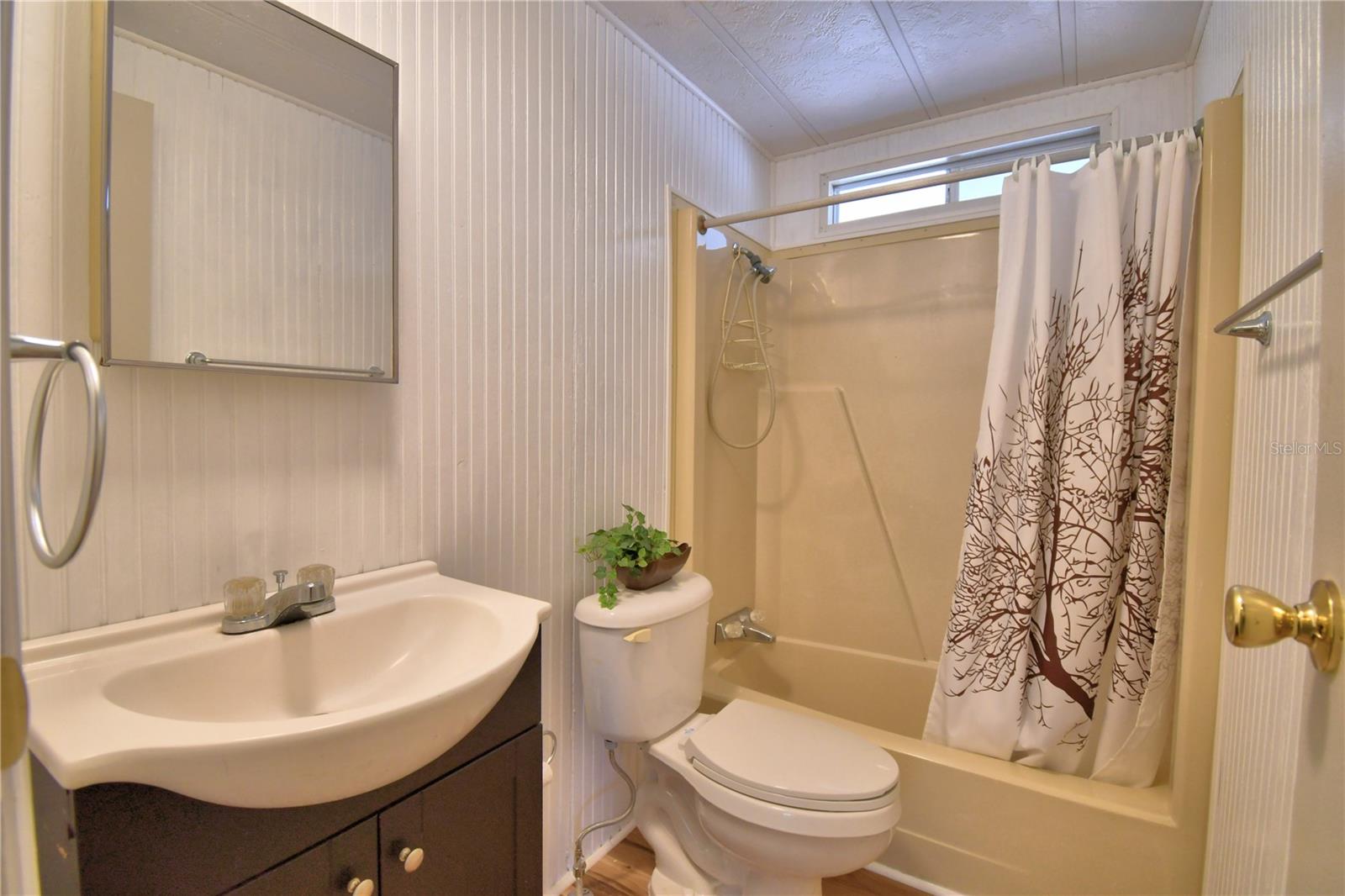 P4928579 Property Photo