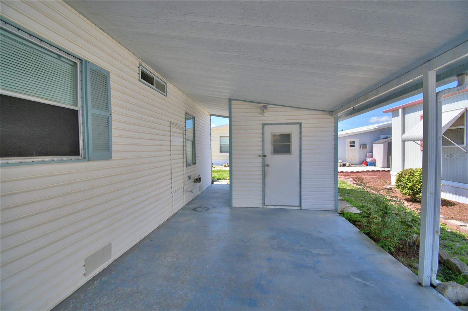 P4928579 Property Photo