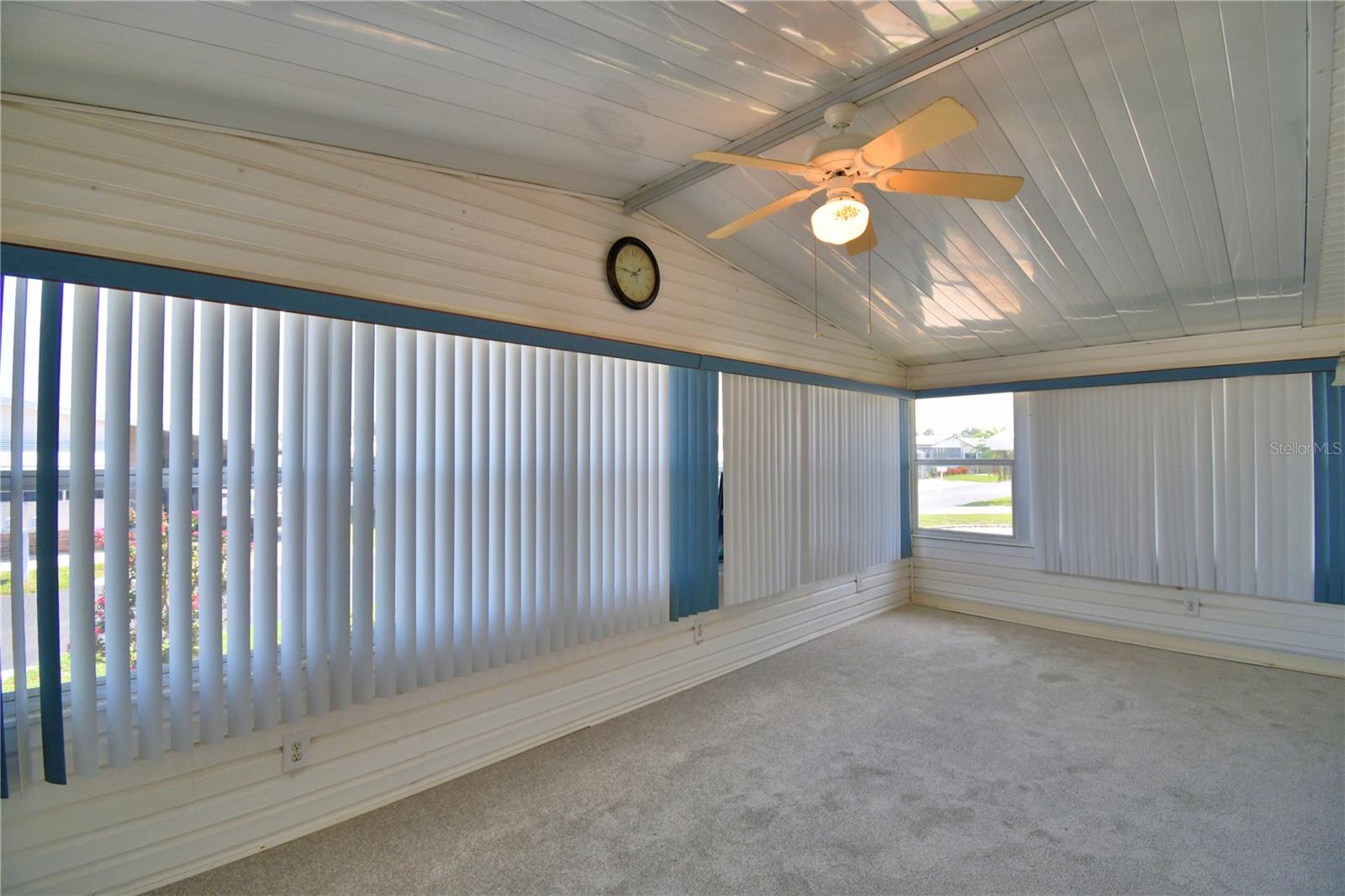 P4928579 Property Photo