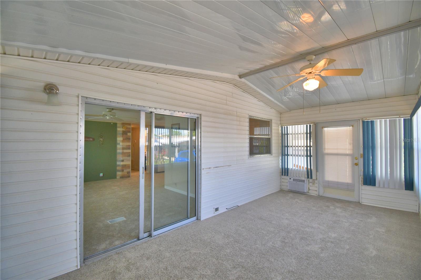 P4928579 Property Photo