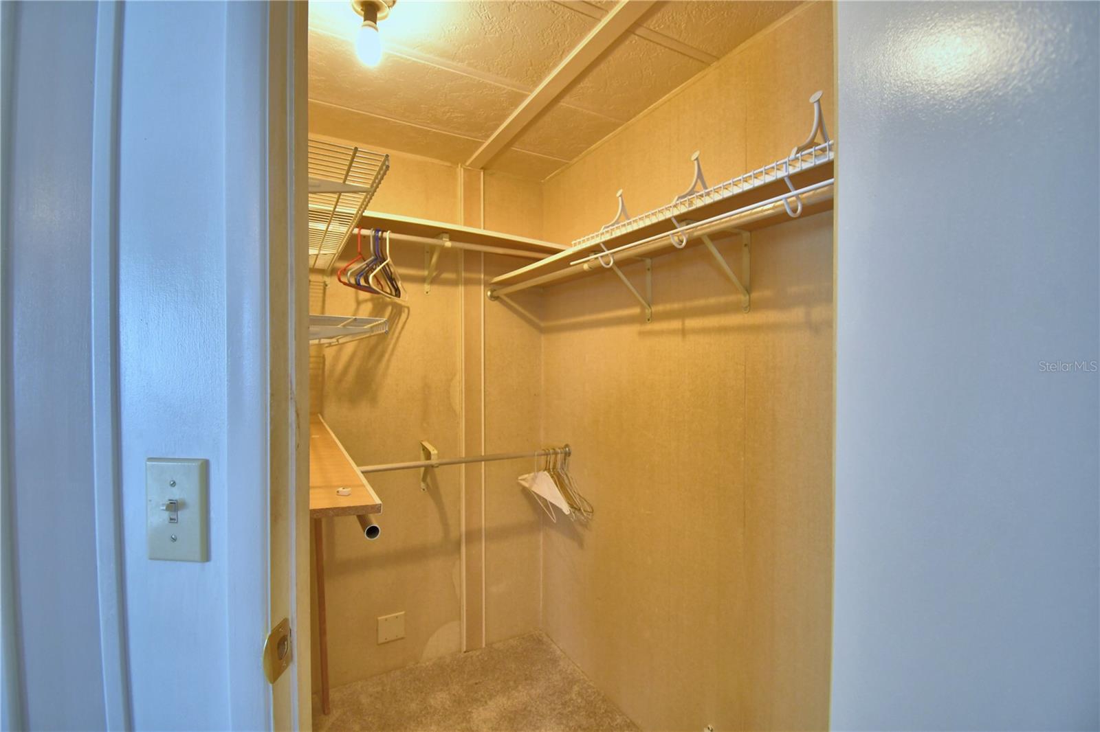 P4928579 Property Photo