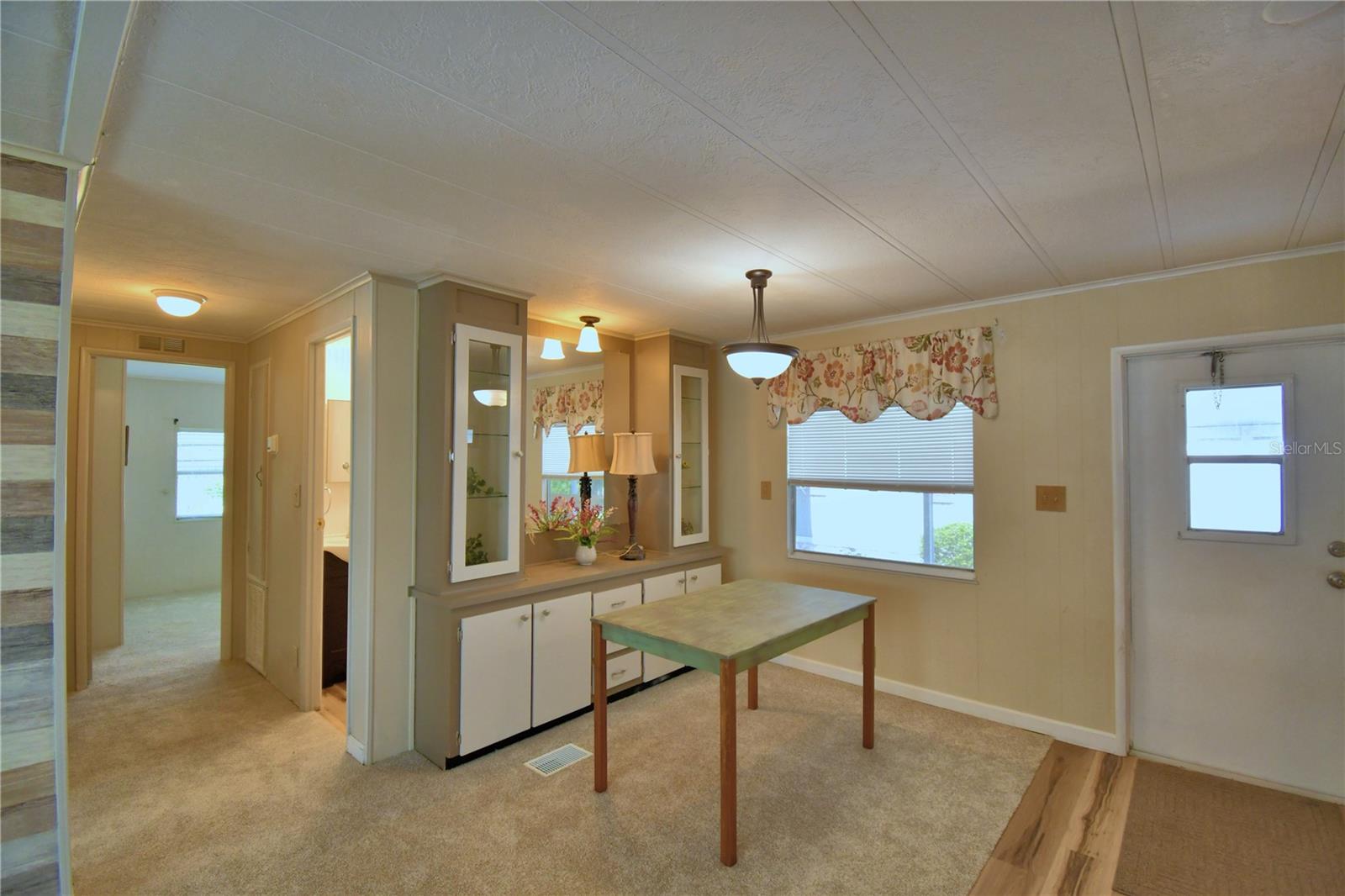 P4928579 Property Photo