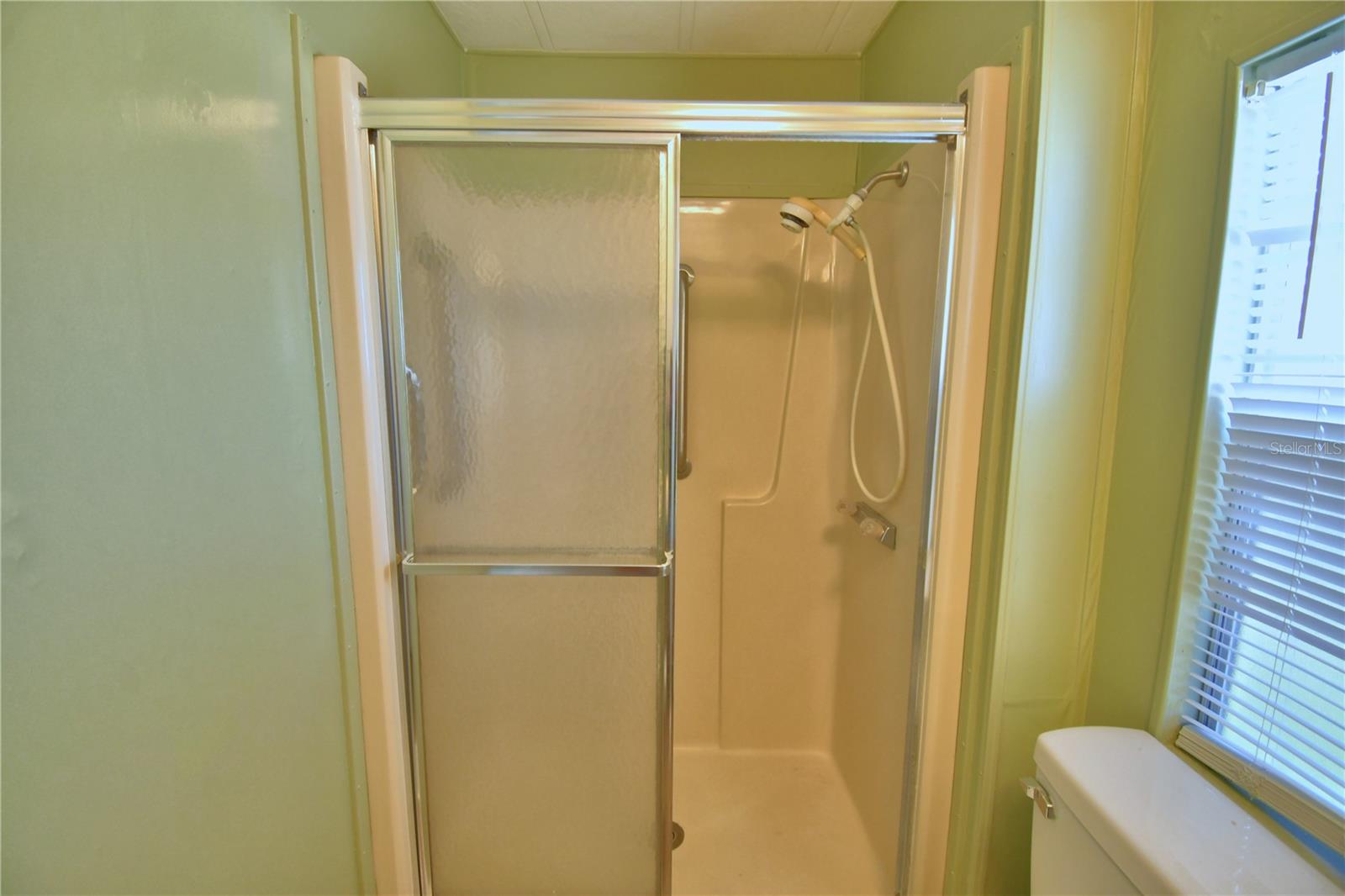 P4928579 Property Photo