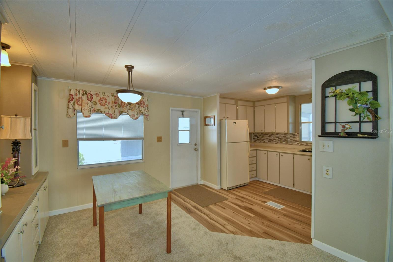 P4928579 Property Photo