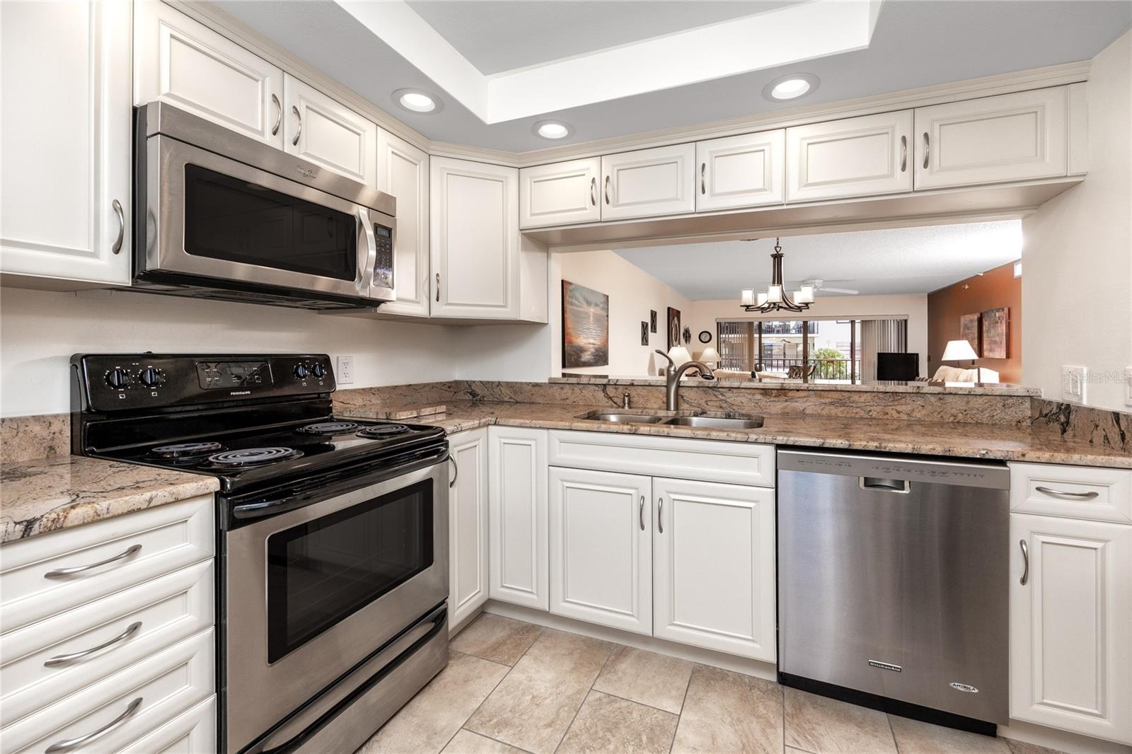 19531 GULF BLVD #403, INDIAN SHORES, FL, 33785