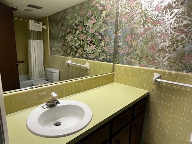 2101 SUNSET POINT RD #1001, CLEARWATER, FL, 33765