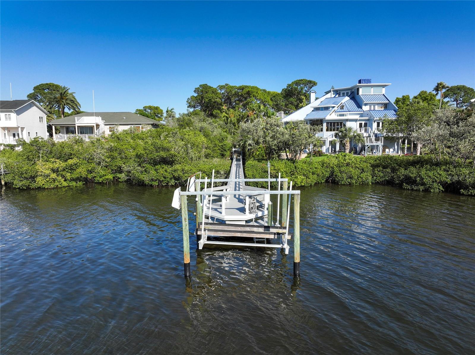 761 SOUNDVIEW DR, PALM HARBOR, FL, 34683