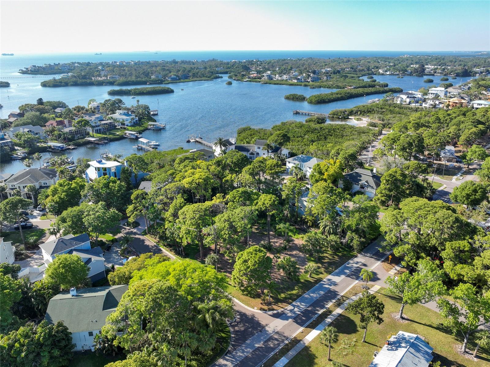 761 SOUNDVIEW DR, PALM HARBOR, FL, 34683