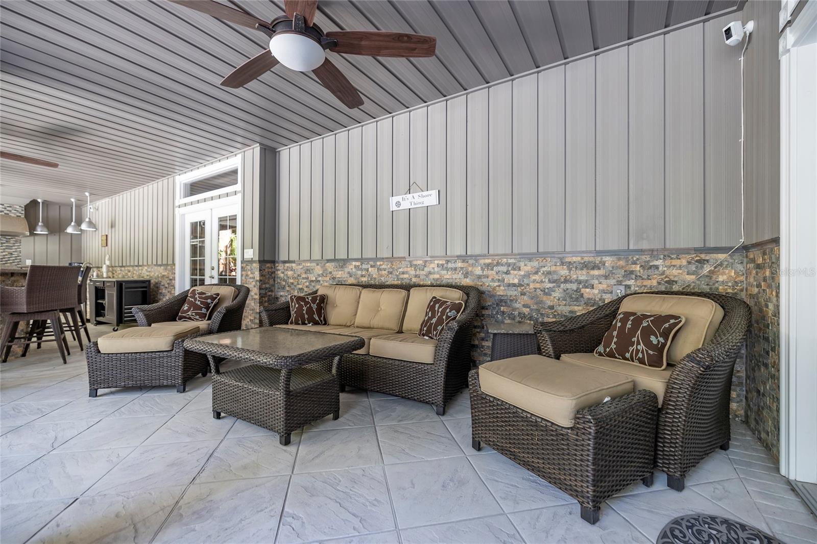 761 SOUNDVIEW DR, PALM HARBOR, FL, 34683