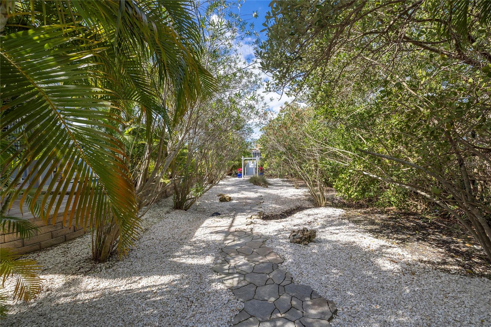 761 SOUNDVIEW DR, PALM HARBOR, FL, 34683