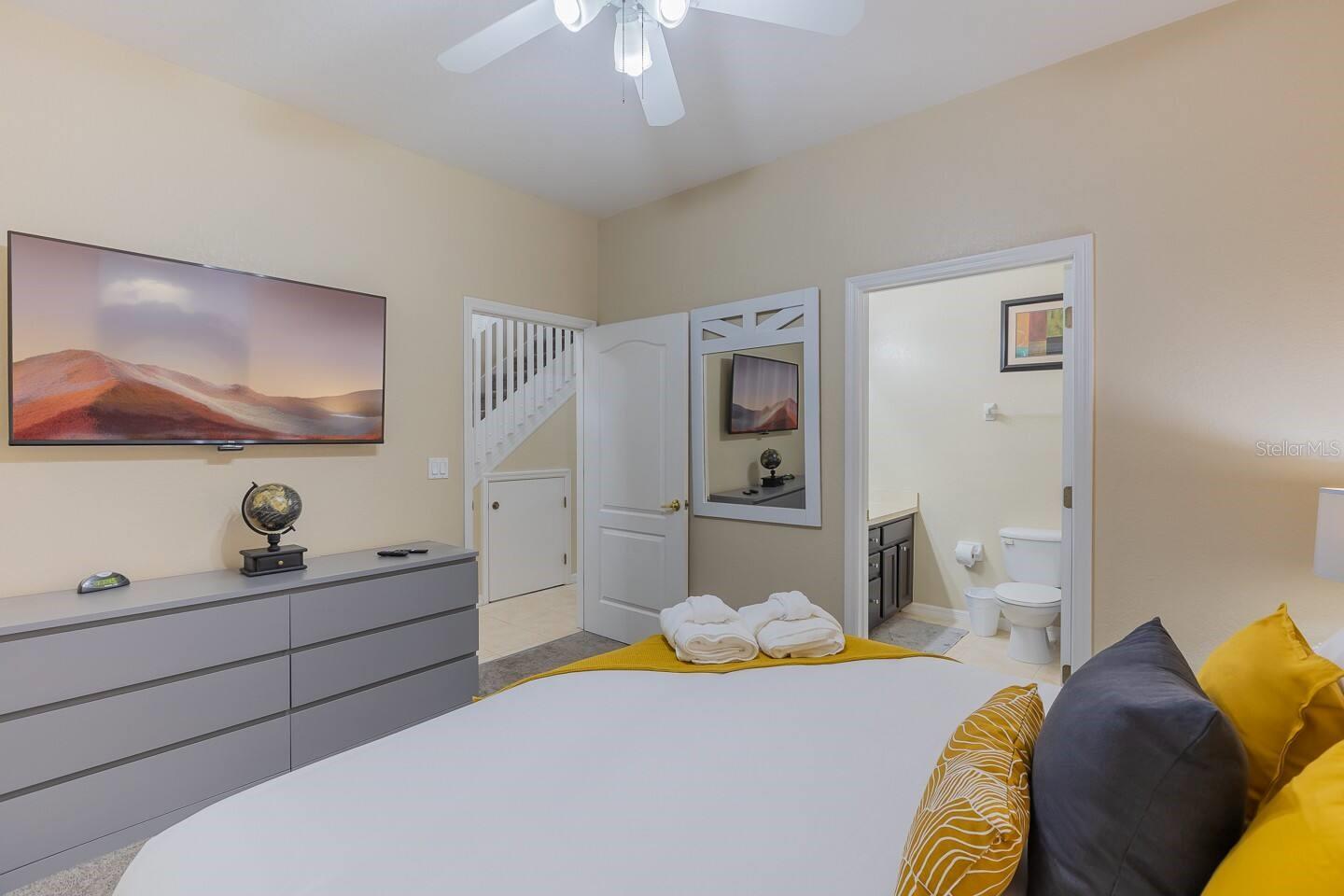2433 CARAVELLE CIR, KISSIMMEE, FL, 34746